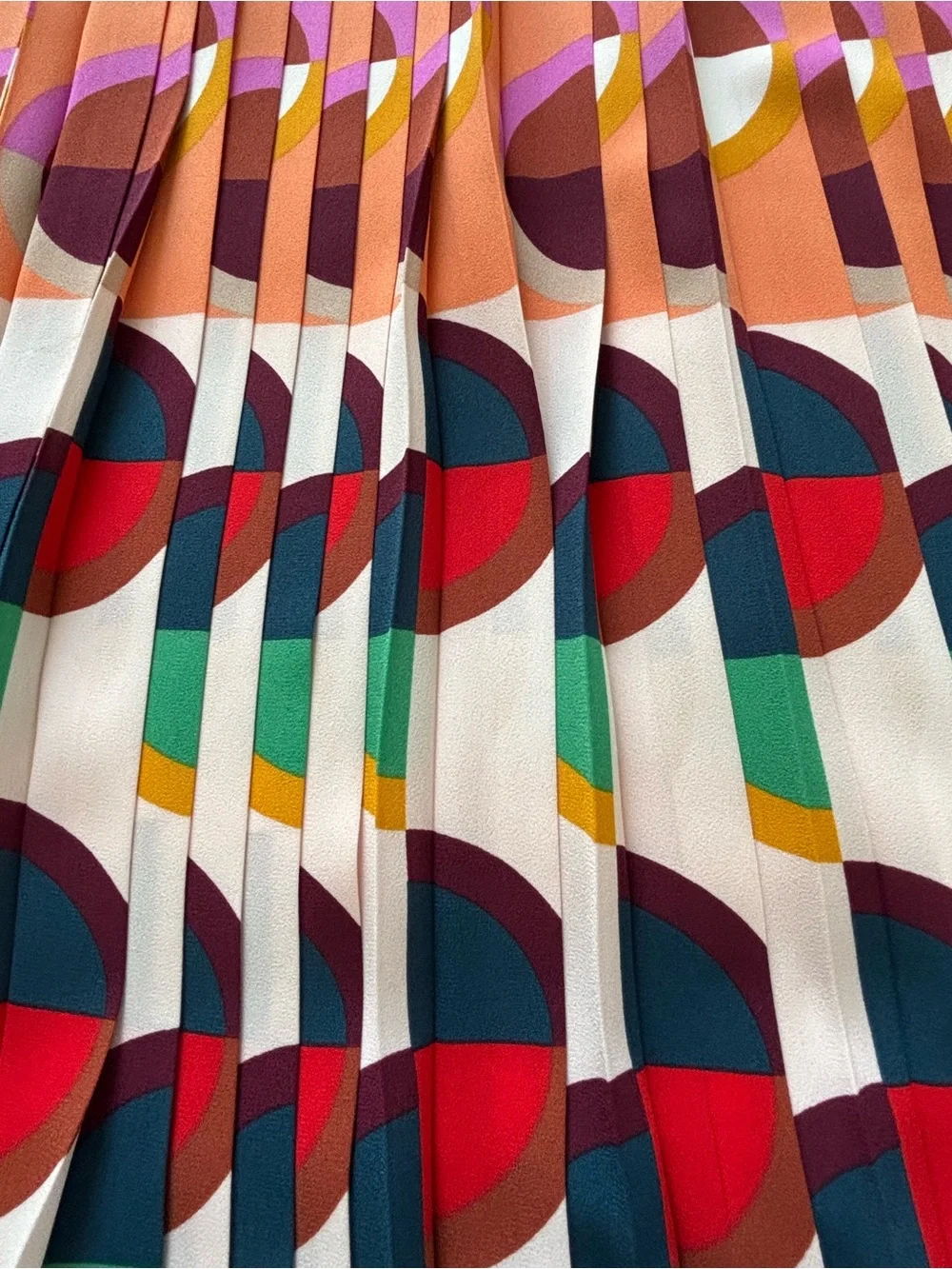 NWOT! RARE! J.Crew Geometric Print Pleated Skirt - Picture 2 of 5